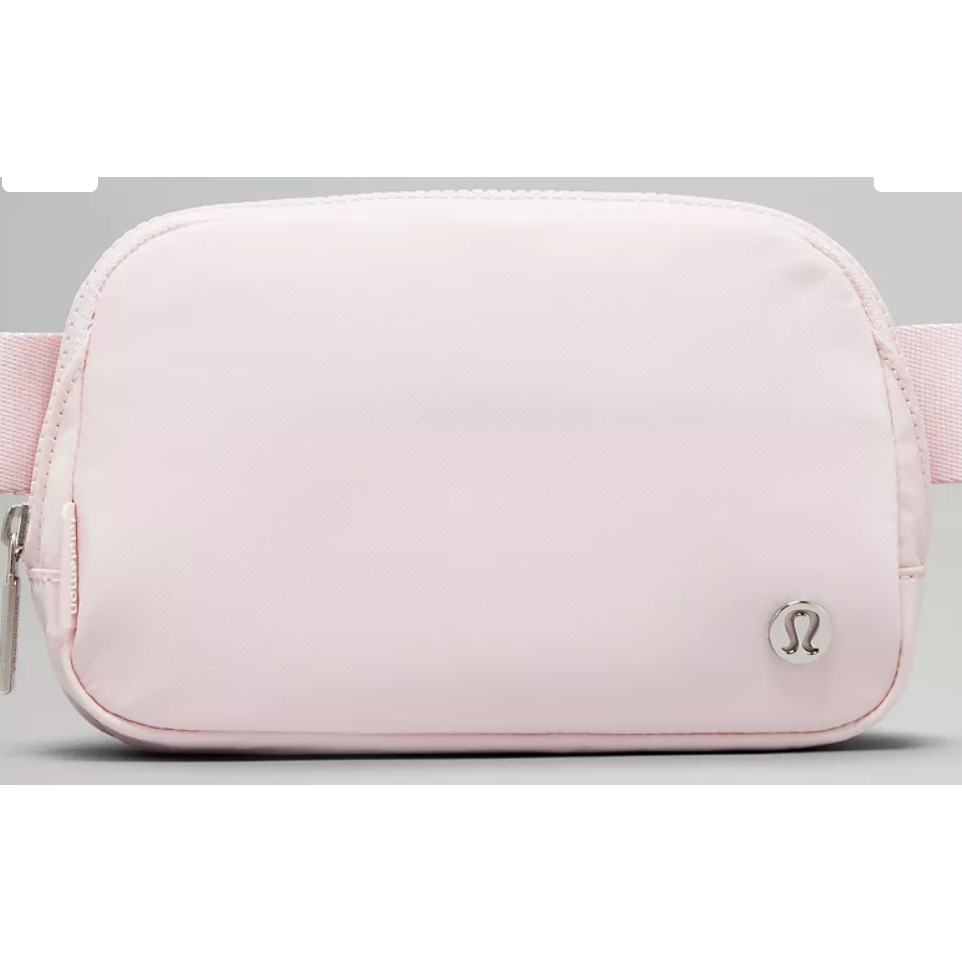 lululemon everywhere belt bag inside lemon bunny Curated Bundle: 4 Bags in Fall Lululemon Everywhere Belt Bag Review:
